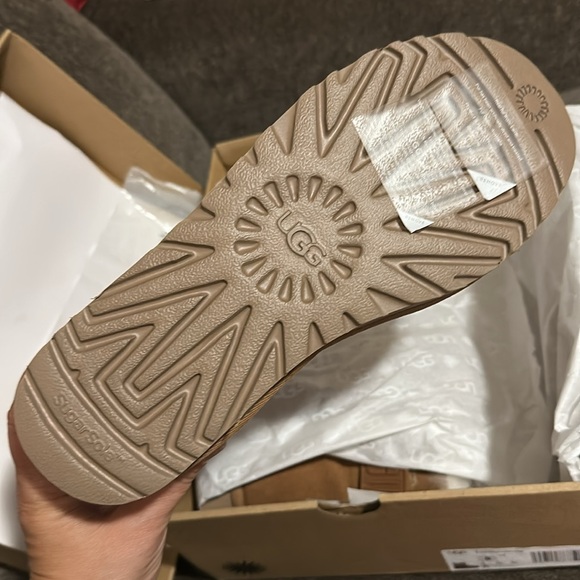 UGG - Mini Bailey Logo Strap Suede Boots - Size 8 - Picture 5 of 5